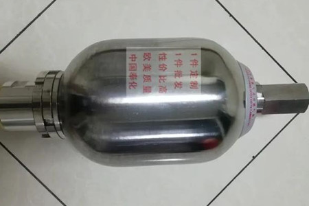 用什么方法來檢查不銹鋼囊式蓄能器膨脹壓力？